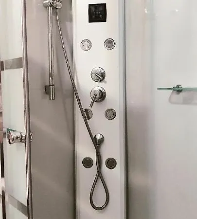 Frontemare - Condominio Soggiorno Al Mare * Bergeggi