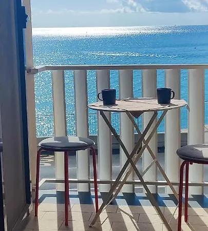 Frontemare - Condominio Soggiorno Al Mare アパート ベルジェッジ