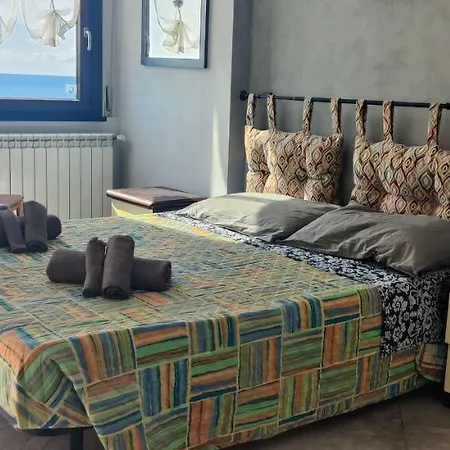 Frontemare - Condominio Soggiorno Al Mare Bergeggi